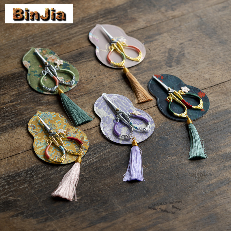 Scissors Stainless Craft - กรรไกรตัดผ้าสแตนเลสพร้อมพู่ห้อย สำหรับงานปัก งานเย็บผ้า งานฝีมือ ชุดน้ำชา และงานคราฟต์