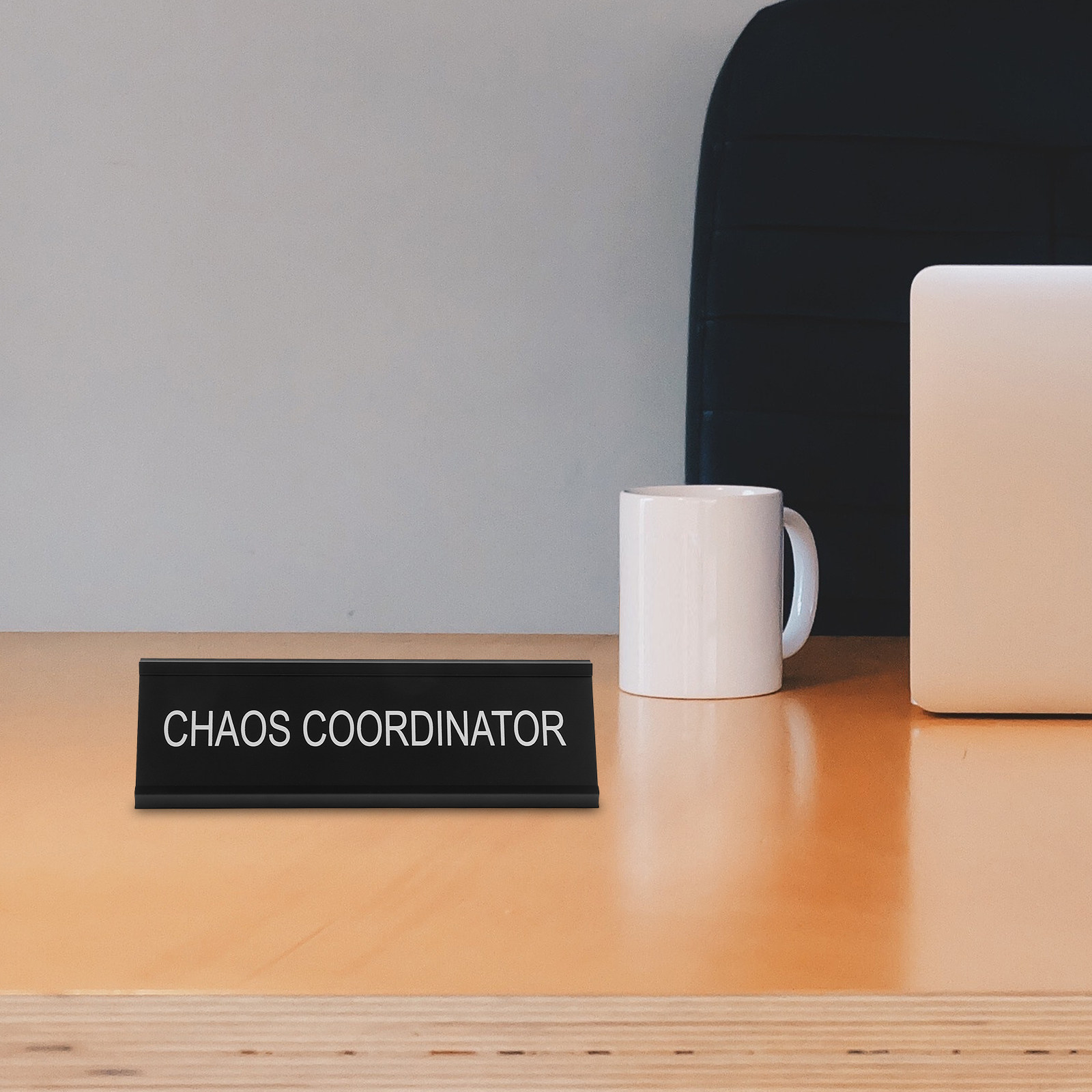 Desk Name Plate - ป้ายชื่อโต๊ะทำงานรูปตัว L ทำจากอะลูมิเนียม ป้ายชื่อสำนักงาน ป้ายตกแต่งโต๊ะทำงานแบบตลก อุปกรณ์ตกแต่งสำนักงานที่บ้าน